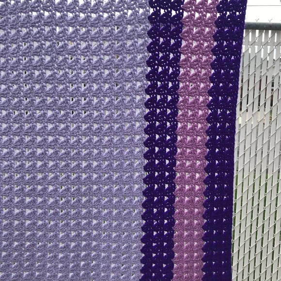 Vintage Granny Afghan Multi Purple 70's BoHo Cottagcore MCM Grandmas Attic - Picture 3 of 7